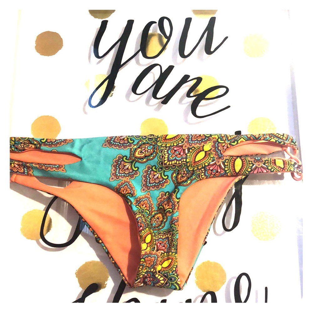 👙Luli Fama Bikini Bottom👙